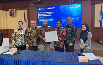 Telkom University Kampus Jakarta Resmi Berkibar