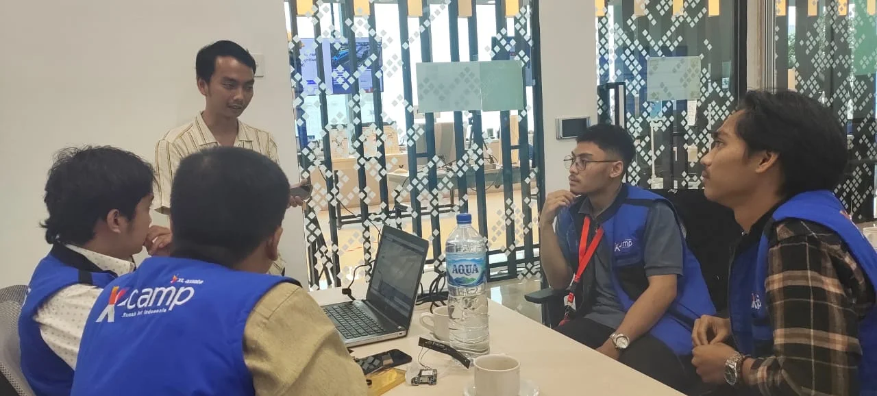 IoT Academy “X-Camp XL Axiata”: Belajar nyata langsung di industri IoT Academy “X-Camp XL Axiata”: Belajar nyata langsung di industri